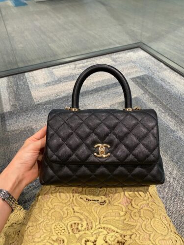 Chanel Coco Handle photo review