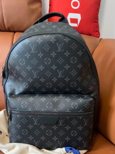 LV Discovery Backpack PM photo review