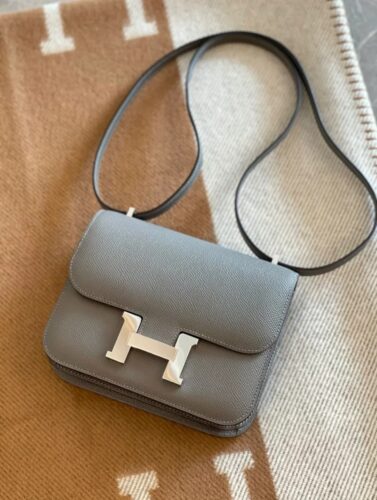 Hermes Constance 19 photo review