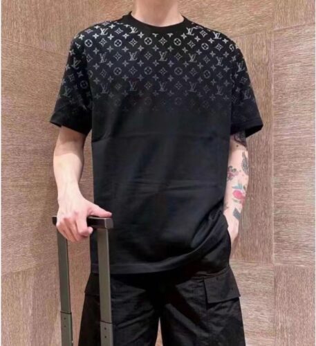 LV Gradient Tshirt photo review