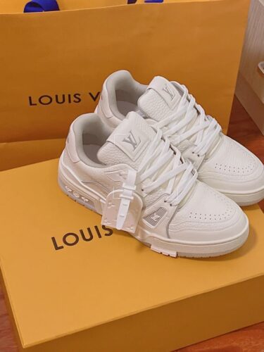 LV Trainer White photo review