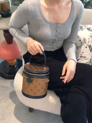 LV Cannes photo review